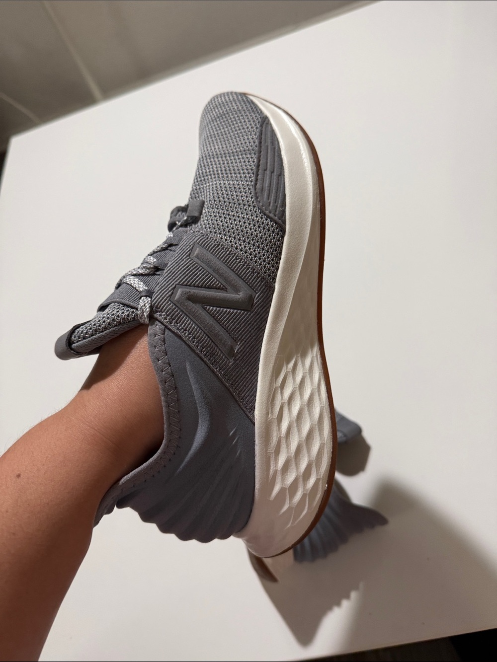 Balance Fresh Foam Roav Sneakers Women Sise 9.5 - Picture 9 of 16